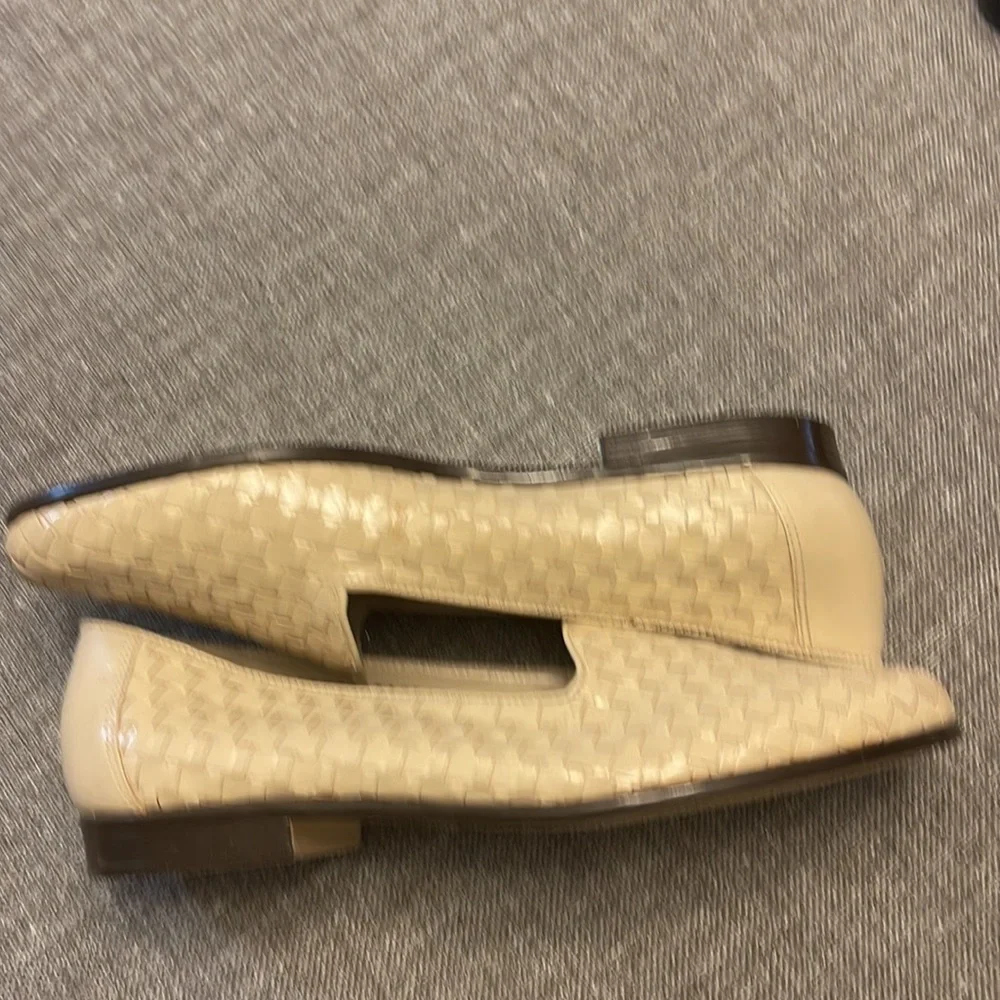 Trotters Womens Liz Loafer Basket Weave Almond Toe. NWOT - Picture 4 of 4